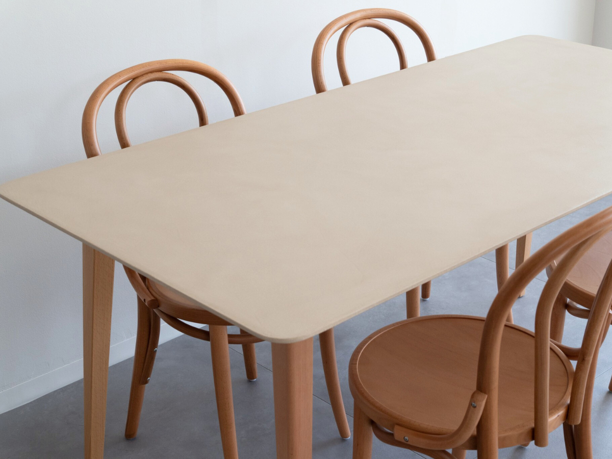 モールテックス ダイニングテーブル
Cafe latte(ベージュ) T7 幅160 × 奥80cm
エースチェア(ビーチ材)