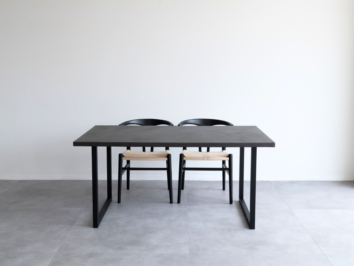 モールテックス ダイニングテーブル Dark gray(ダークグレー) T1 幅150 × 奥85cm リボーンチェア(ビーチ材・黒)