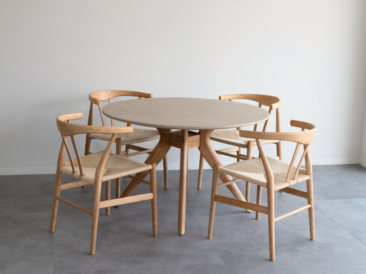 モールテックス ラウンド・丸テーブル Cafe latte(ベージュ) R2 直径1,100mm リボーンチェア(アッシュ材)