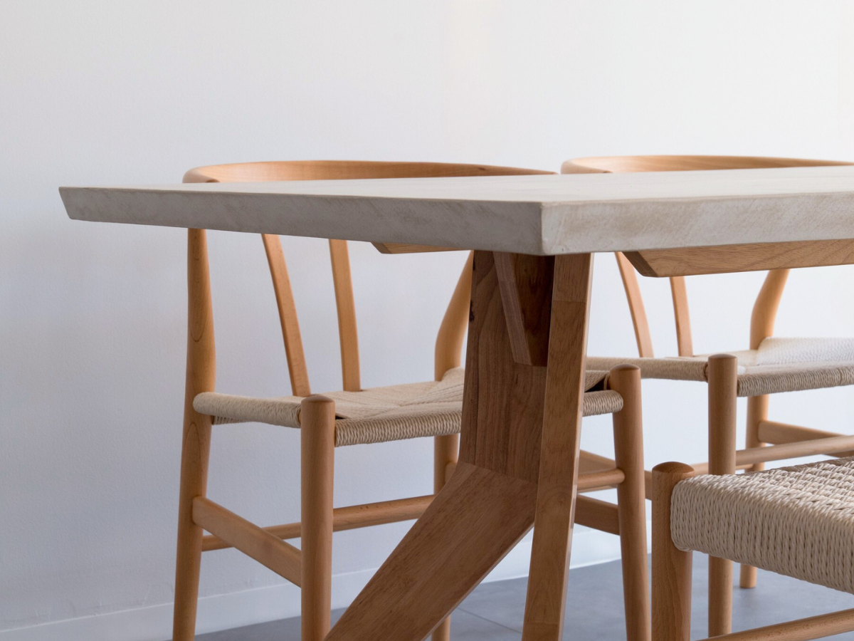 モールテックス ダイニングテーブル　Cafe latte(ベージュ) T9 幅150 x 奥90cm　リボーンチェア(ビーチ材)・ベンチ(ビーチ材)
