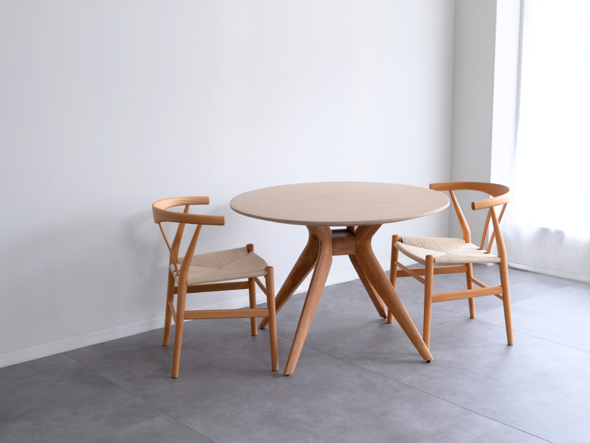 モールテックス ラウンド・丸テーブル　Cafe latte(ベージュ) R2 直径100cm　リボーンチェア(オーク材・ビーチ材)